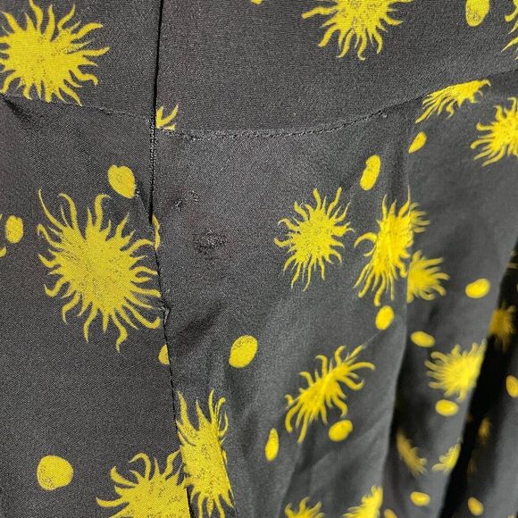 DELFI Collective Fallon Silk Long Sleeve Draped Hem Blouse Top Black Yellow XS - Picture 7 of 7